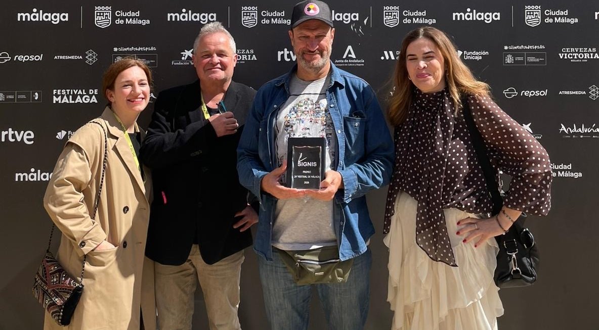 Signis premia a La mujer de la fila por cuestionar los prejuicios sobre los presos y sus familias