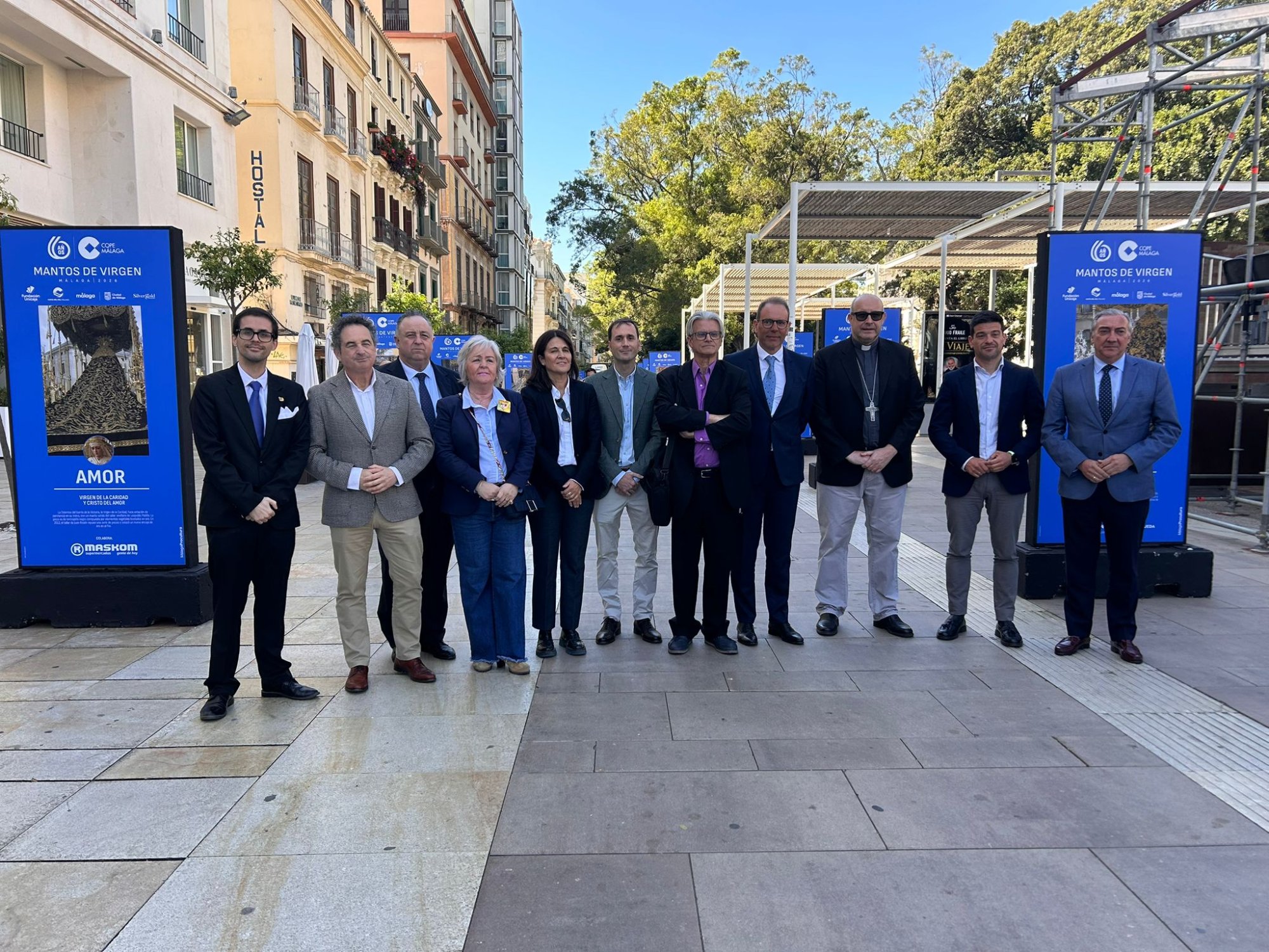 Los 'Mantos de Virgen' cubren la Alameda Principal, de la mano de COPE Málaga