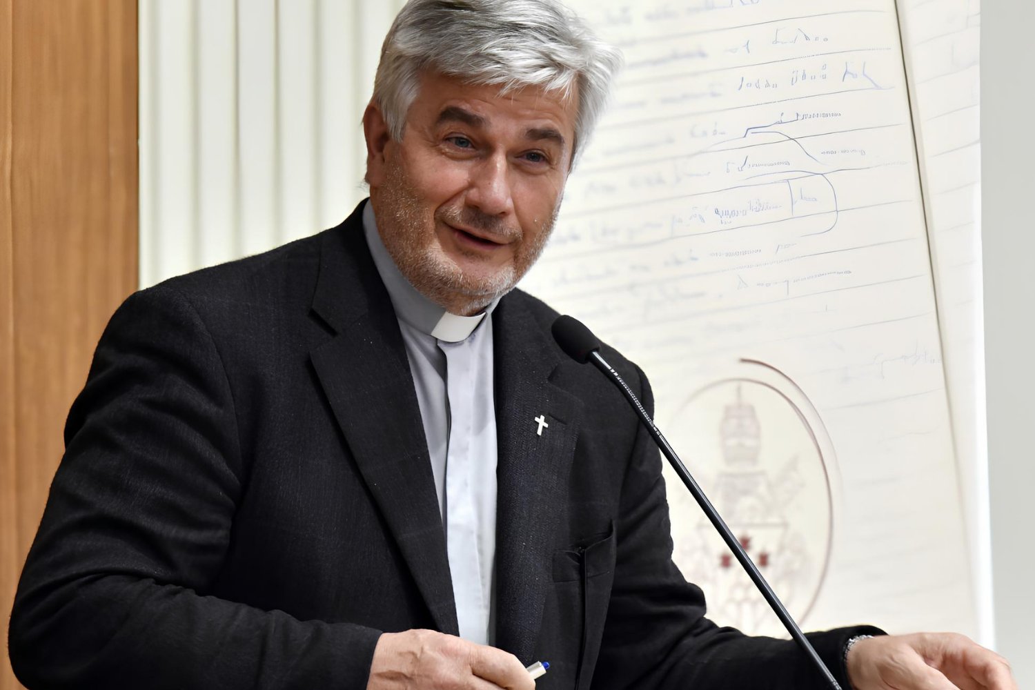 Dario Vitali: «No hay sinodalidad sin escucha»