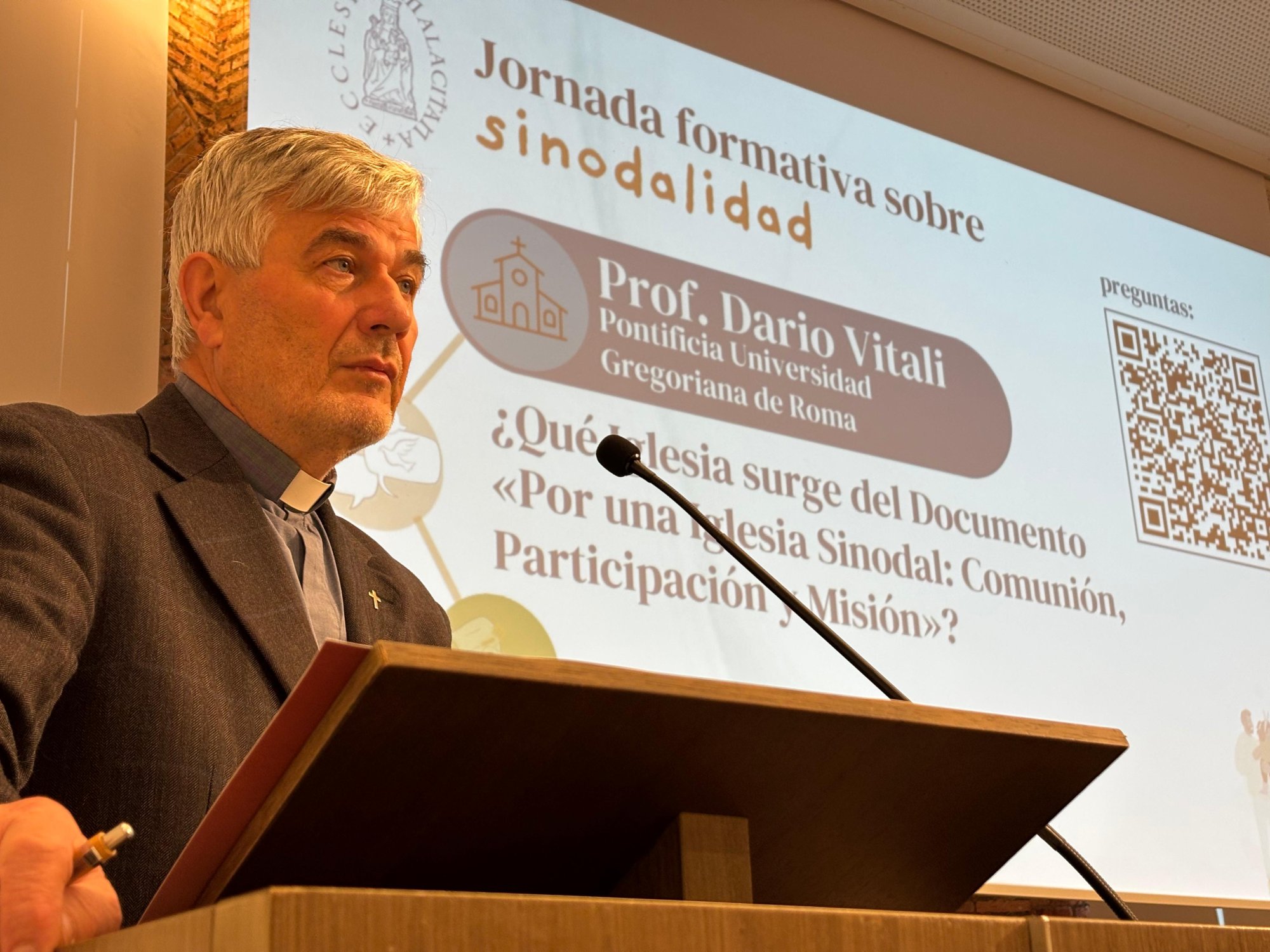 Así fue la ponencia de Dario Vitali en la Jornada sobre Sinodalidad