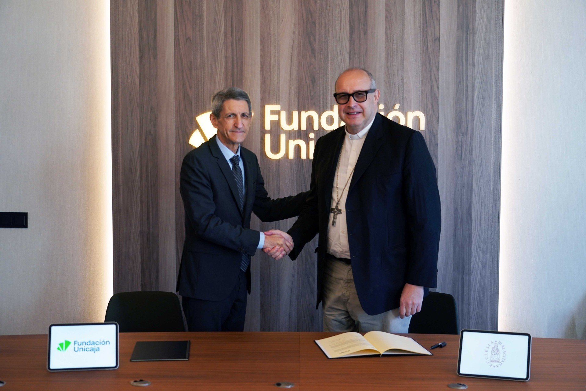 Fundación Unicaja renueva su convenio con el Obispado para la rehabilitación de templos