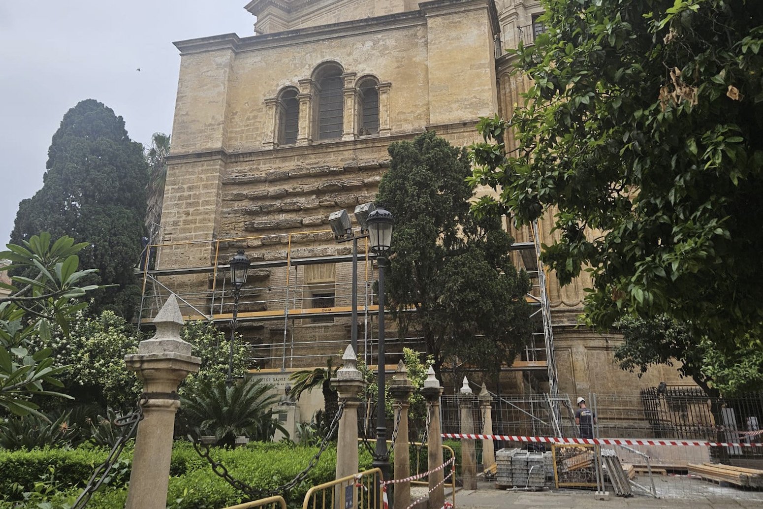 La Catedral de Málaga avanza hacia la construcción del tejado de la sacristía