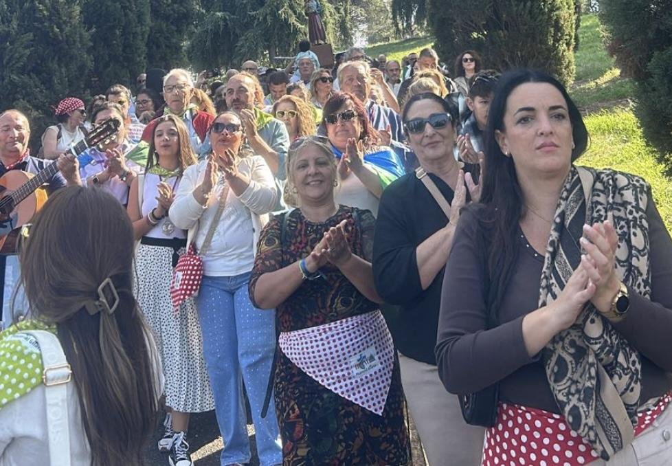 «¡Qué mejor manera de alabar a Dios que cantándole flamenco!»