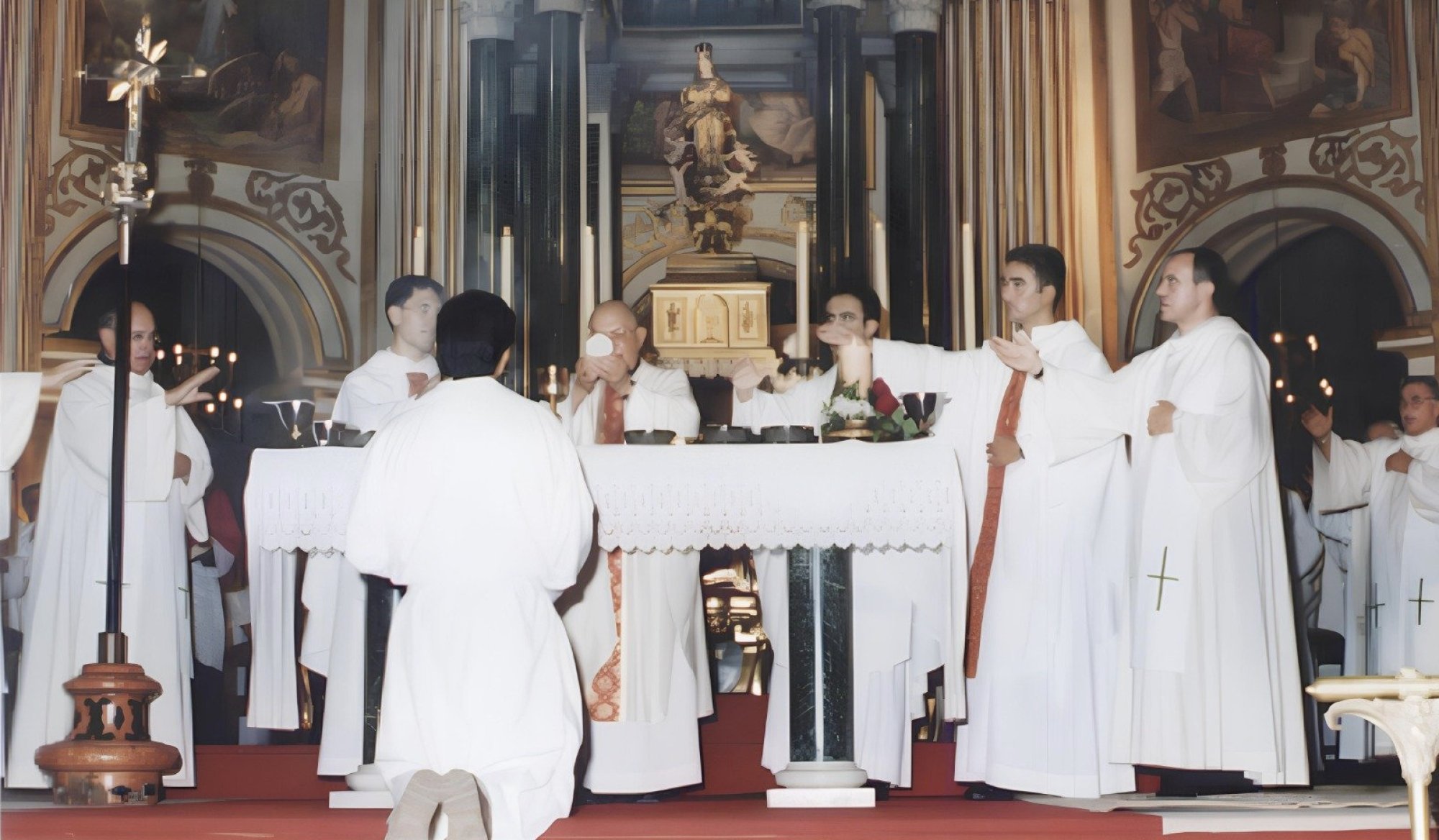 Ordenación de Francisco Castro y Salvador Gil