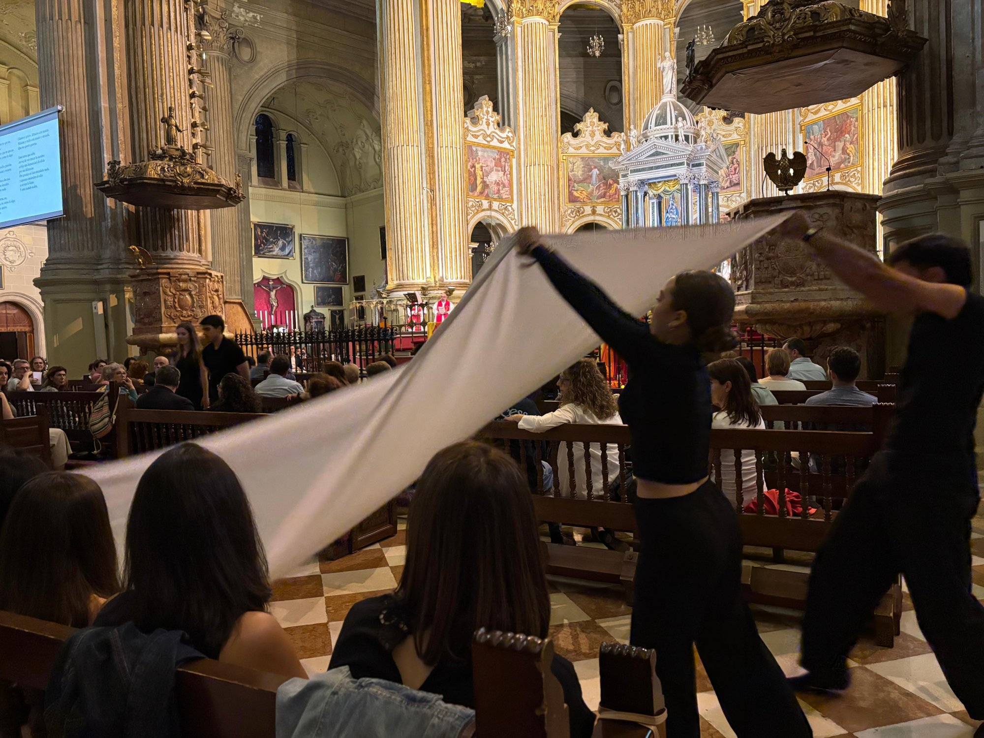 Adoremus de Pentecostés en la Catedral de Málaga