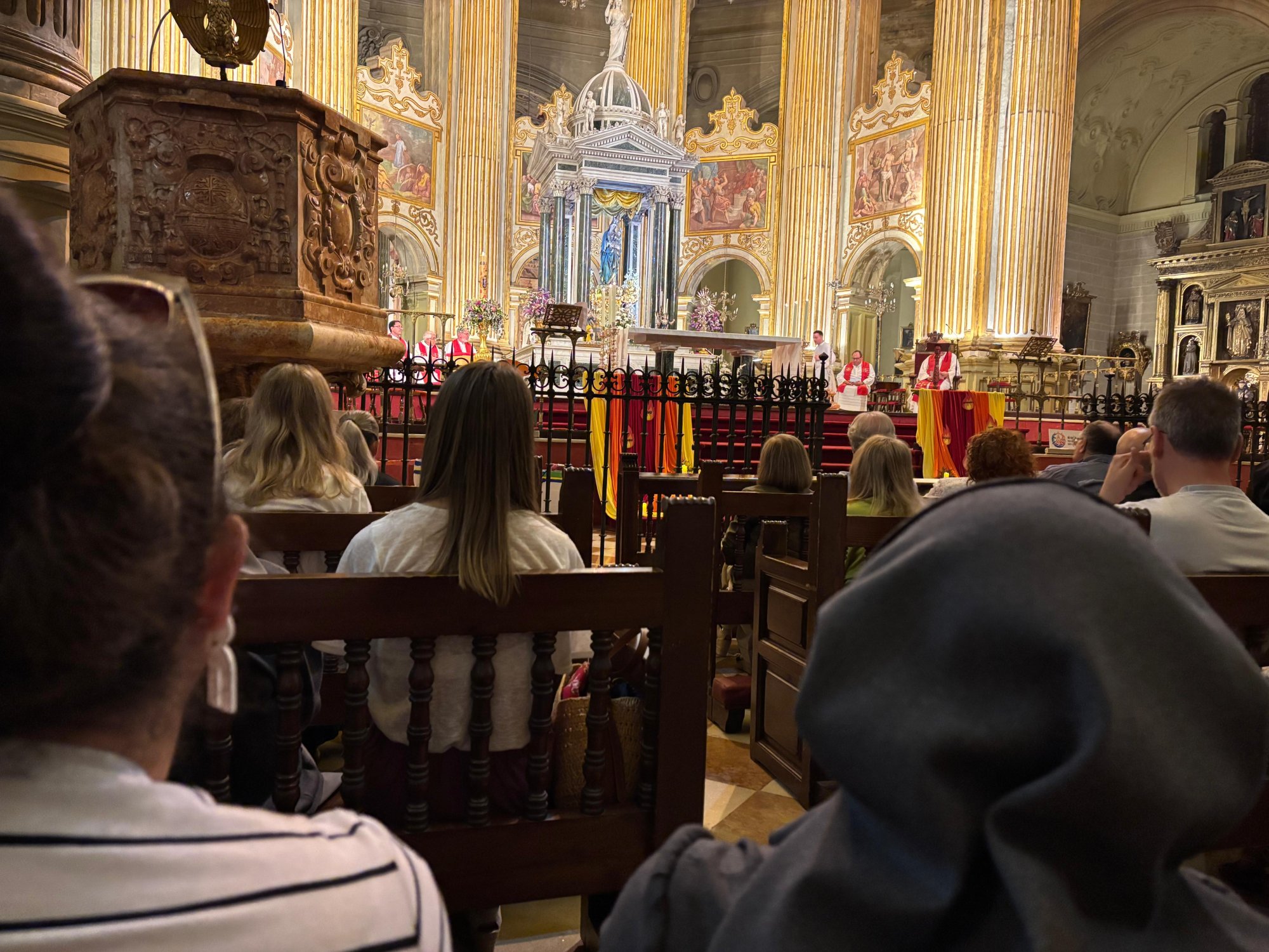 Adoremus de Pentecostés en la Catedral de Málaga