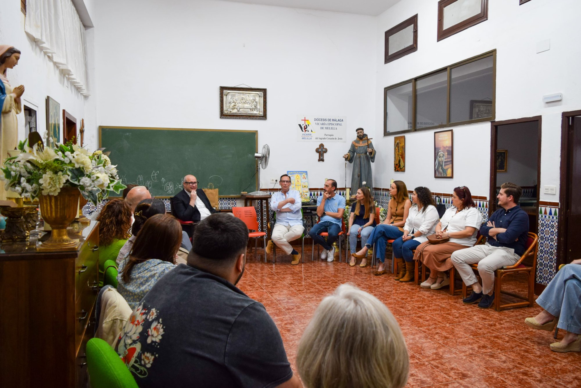 Visita del obispo D. José Antonio Satué a la Divina Infantita