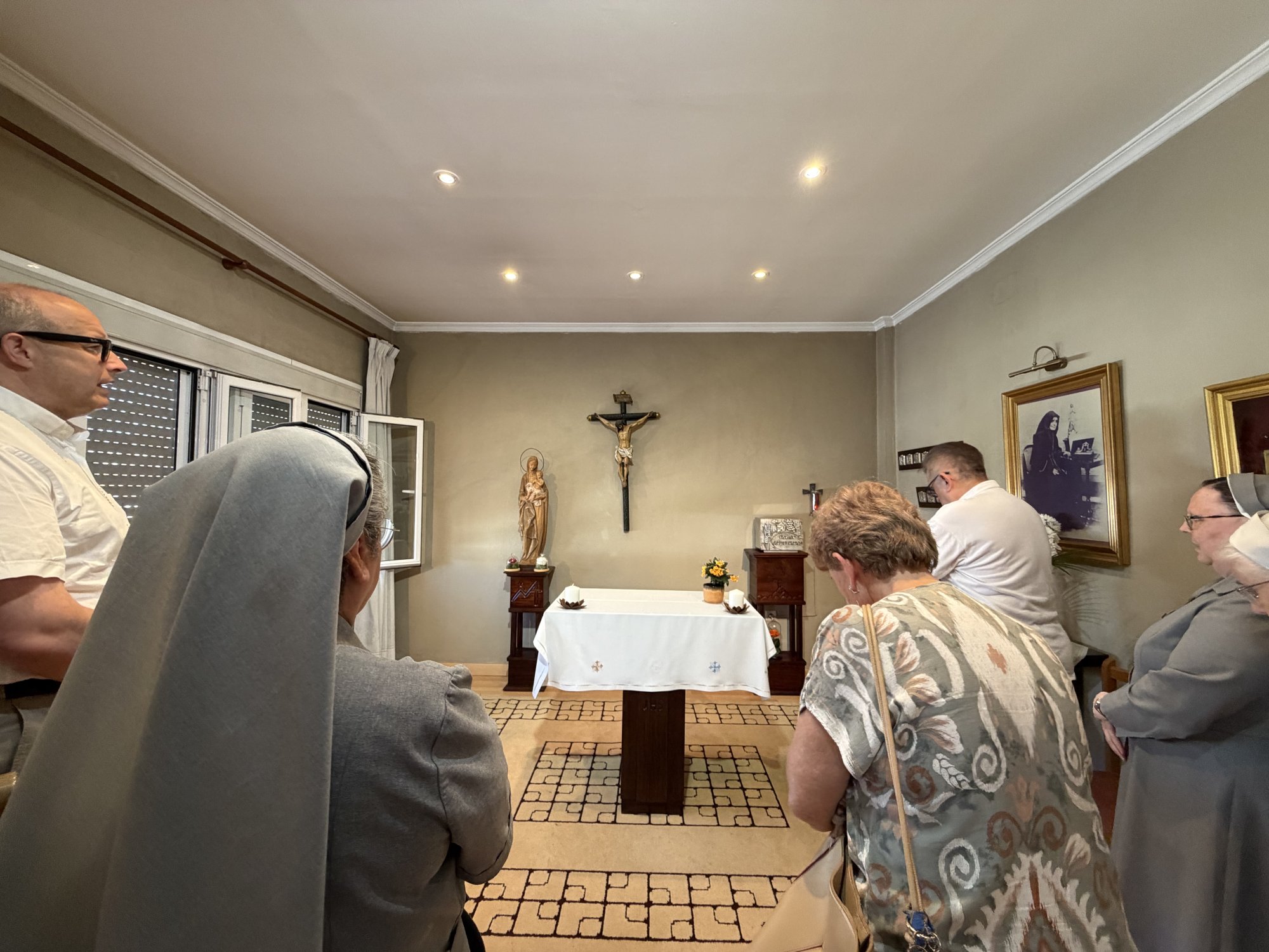 Rosario de la Aurora con la imagen de la Virgen del Buen Consejo