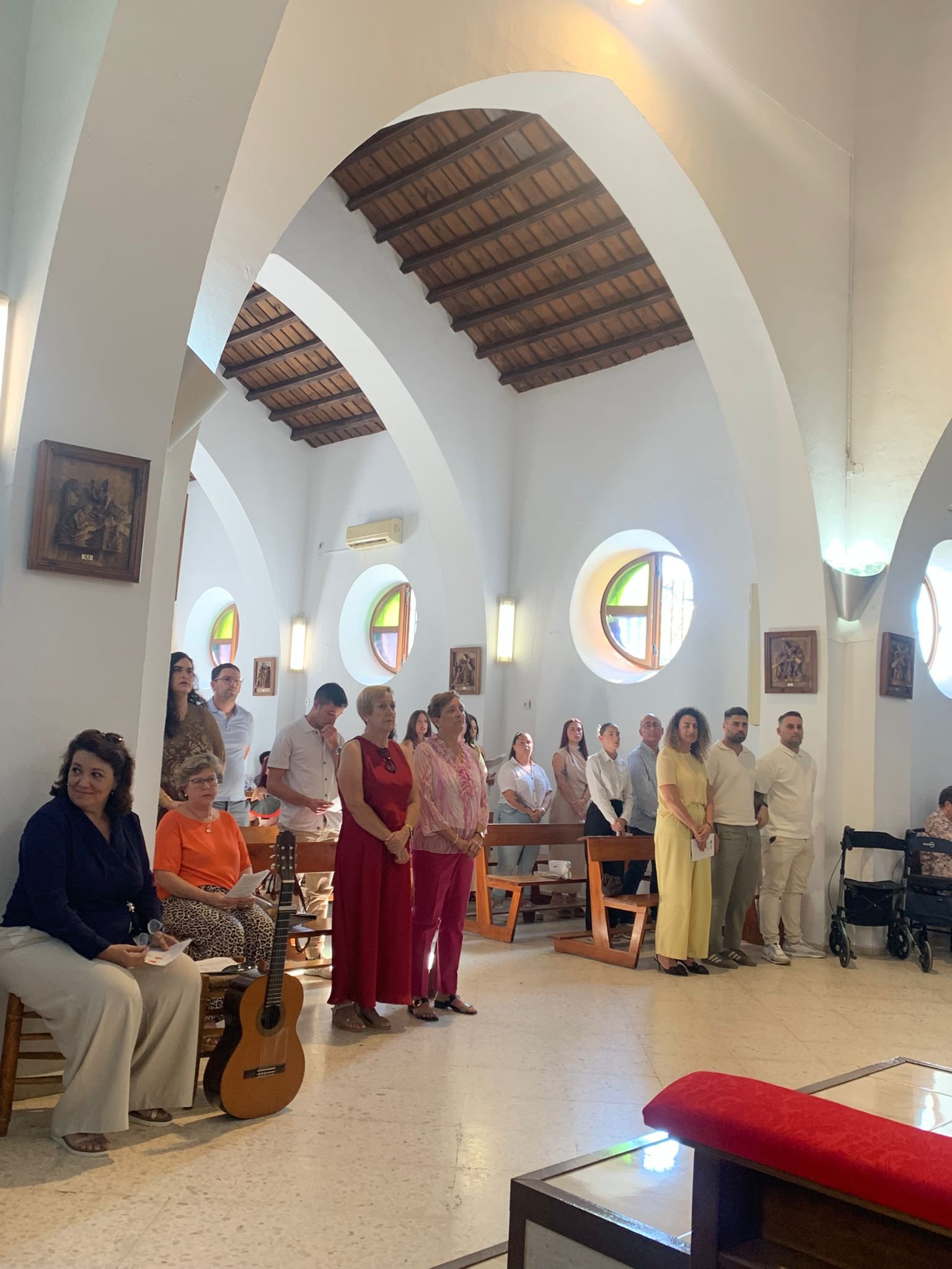 CALETA DE VÉLEZ. El Obispo celebra confirmaciones en la parroquia del Carmen