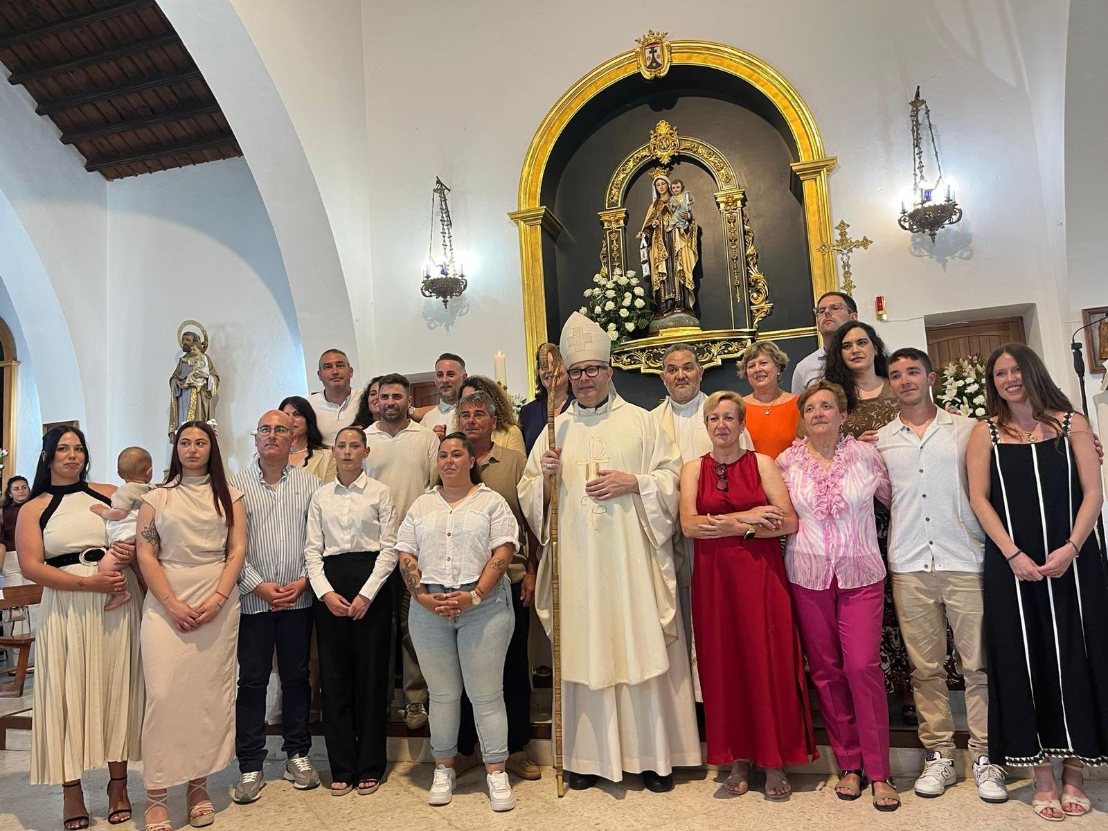 CALETA DE VÉLEZ. El Obispo celebra confirmaciones en la parroquia del Carmen