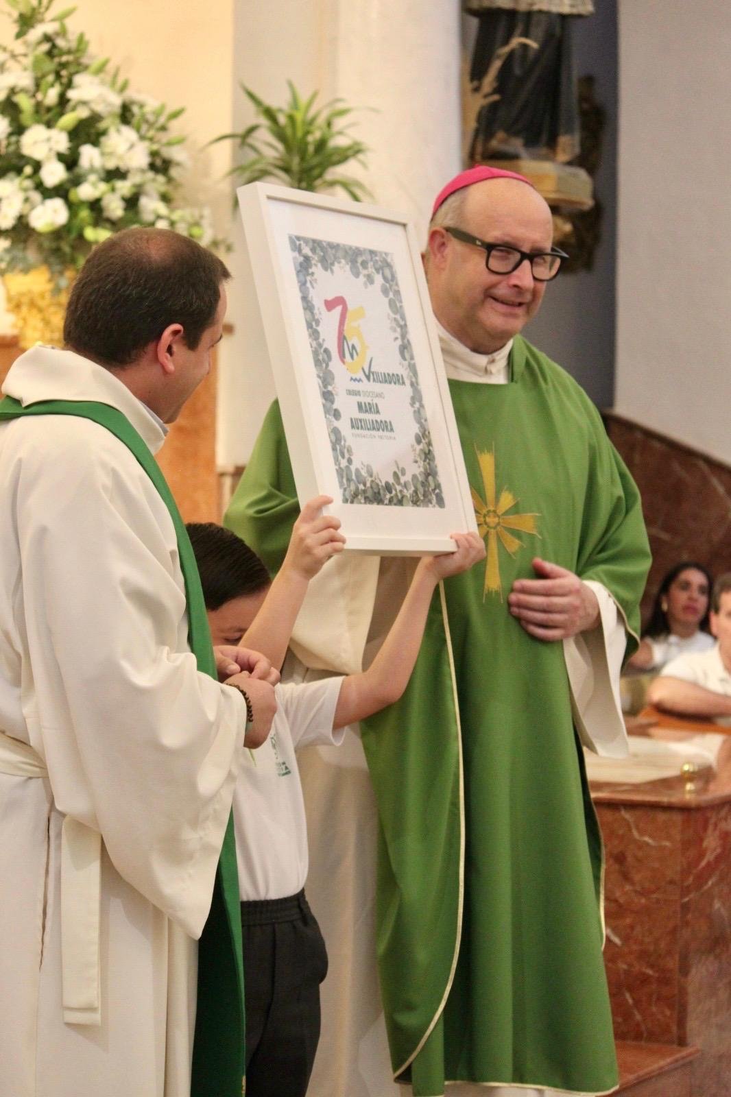 El Colegio Diocesano María Auxiliadora celebra sus 75 años con una Eucaristía