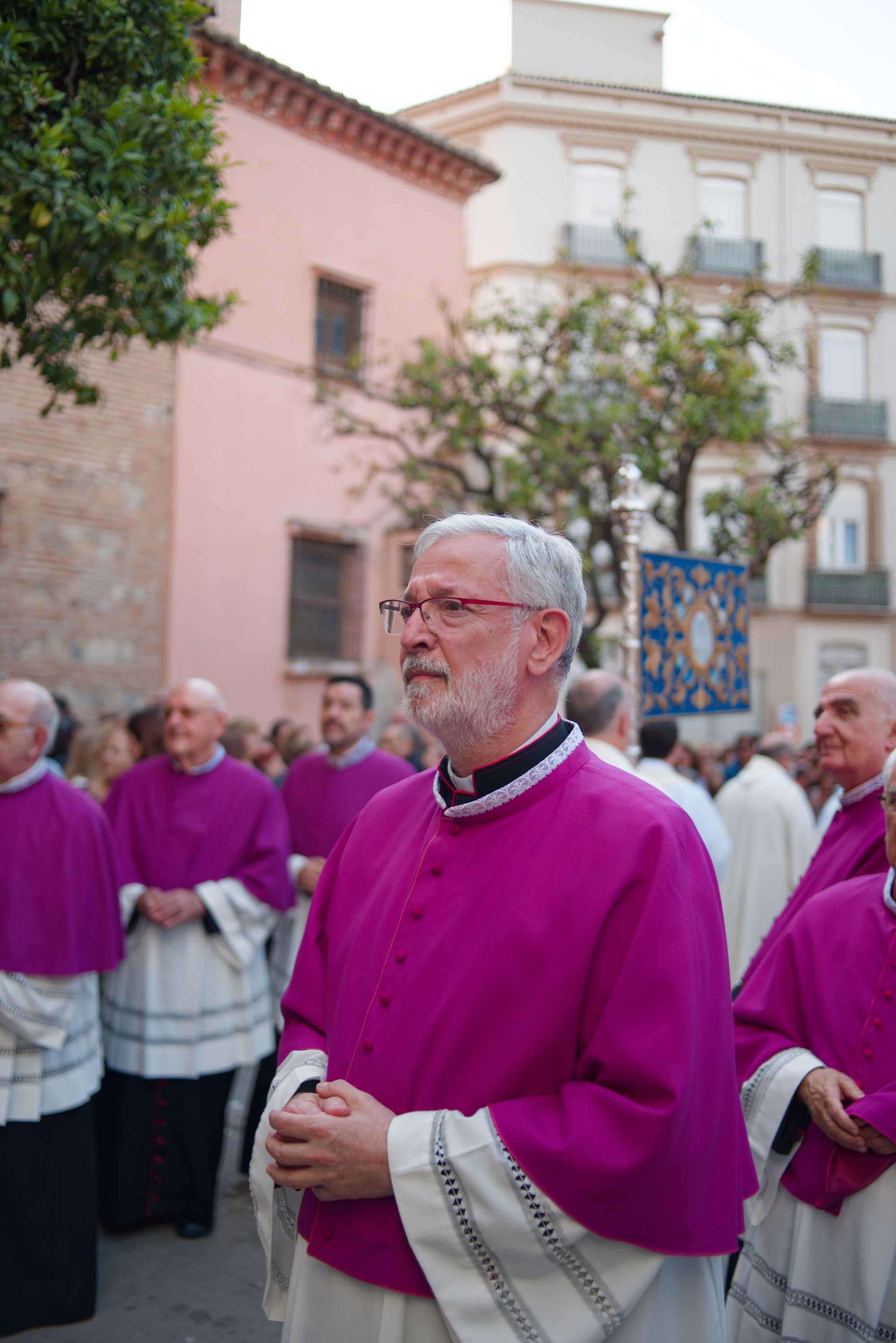 Jesús Eucaristía sale al encuentro de su pueblo en las calles de Málaga