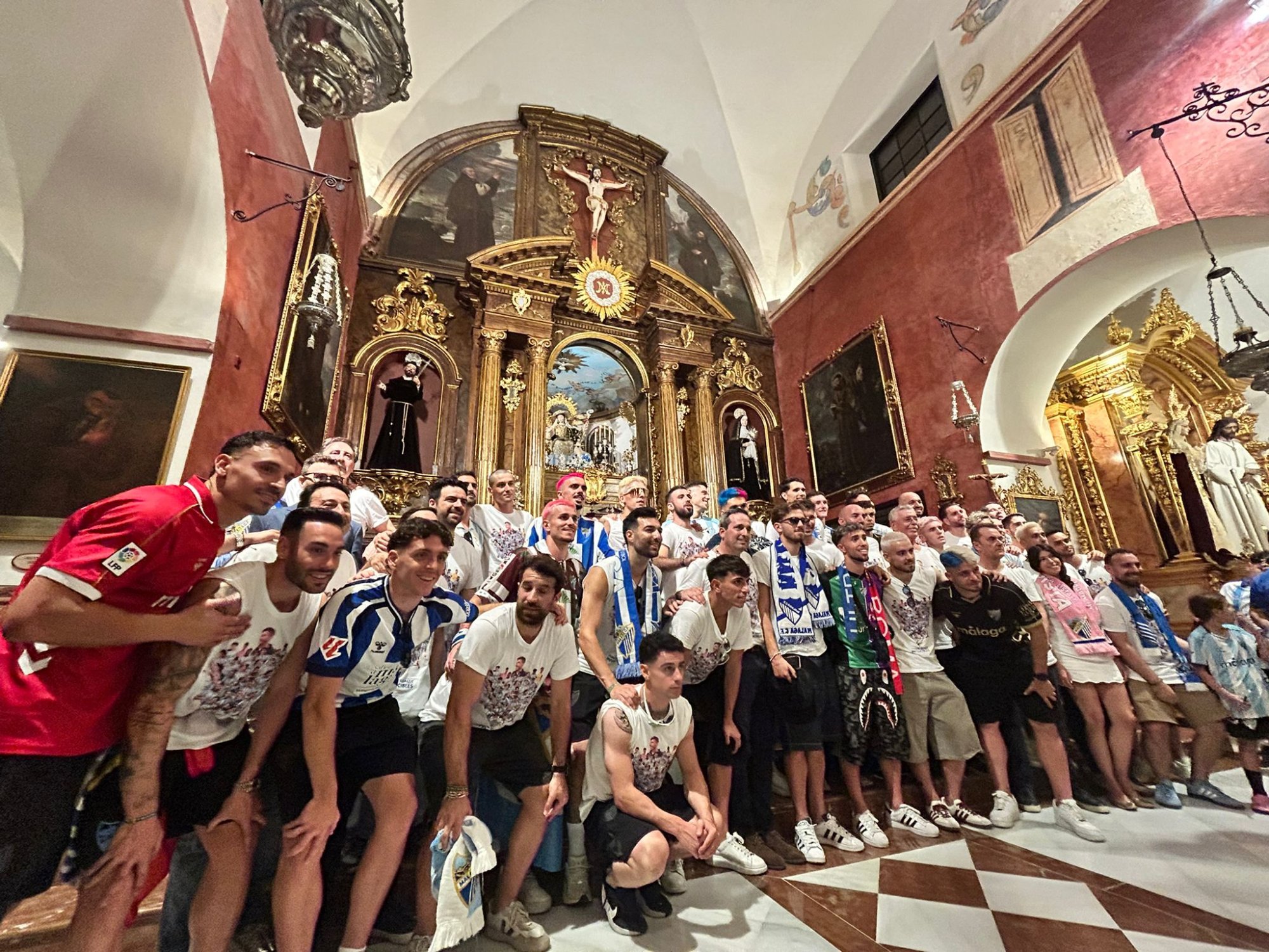 El Málaga CF ofrece el ascenso a la Patrona del Deporte y al Cautivo