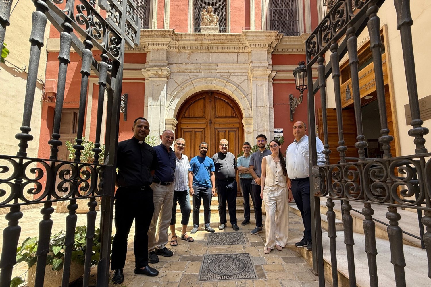 Tres nuevos graduados en Teología en el CESET San Pablo