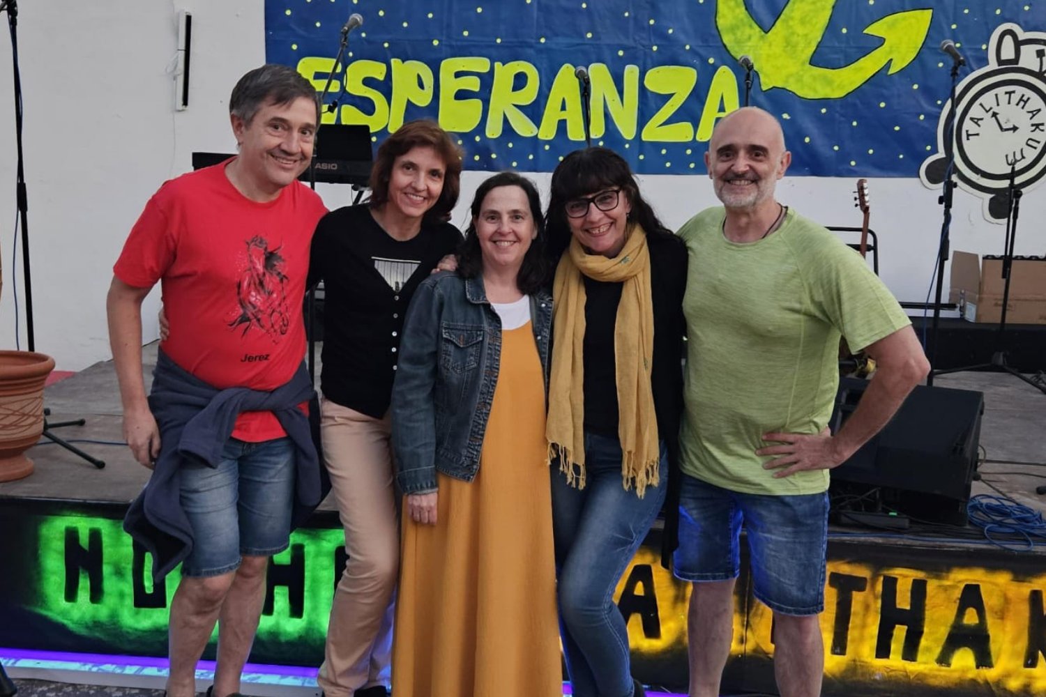 Julio, junto a sus amigos, en una edición pasada de Talithakum