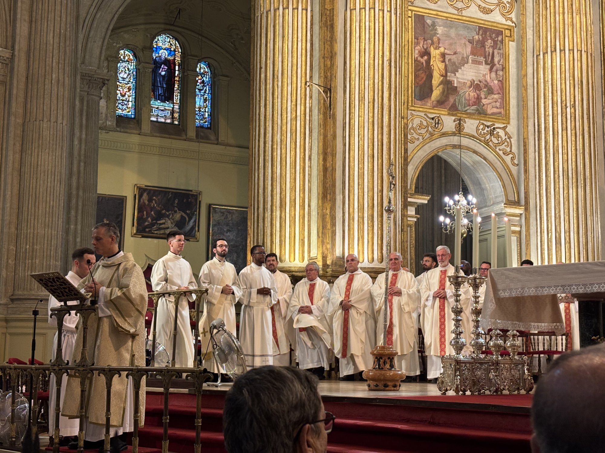 Huberto, Cristian y José Francisco, primeros diáconos y sacerdote ordenados por Mons. Satué