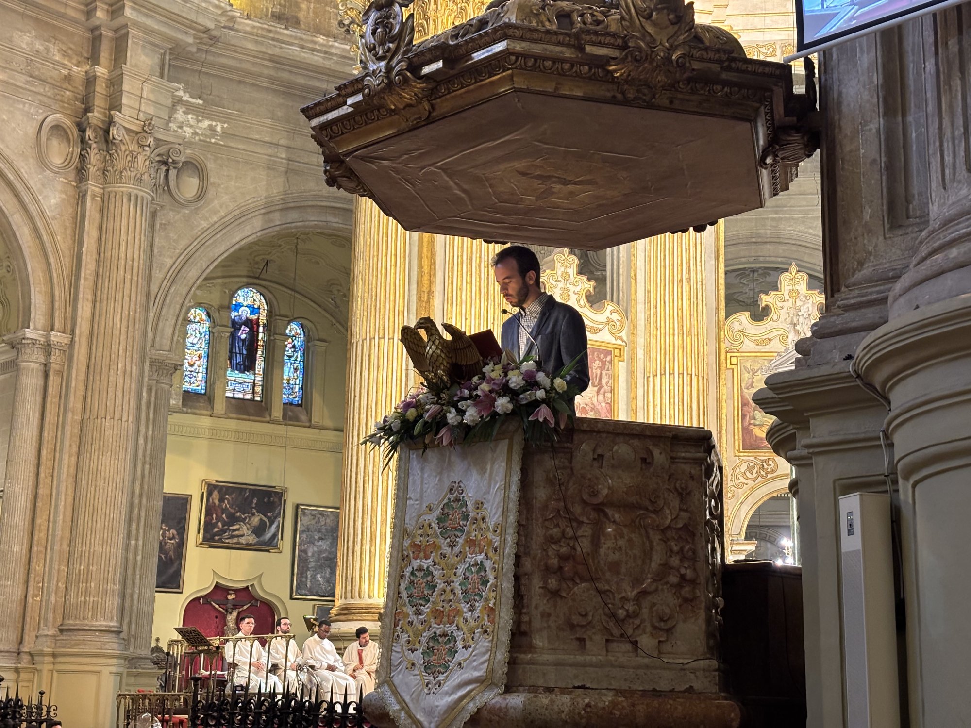 Huberto, Cristian y José Francisco, primeros diáconos y sacerdote ordenados por Mons. Satué