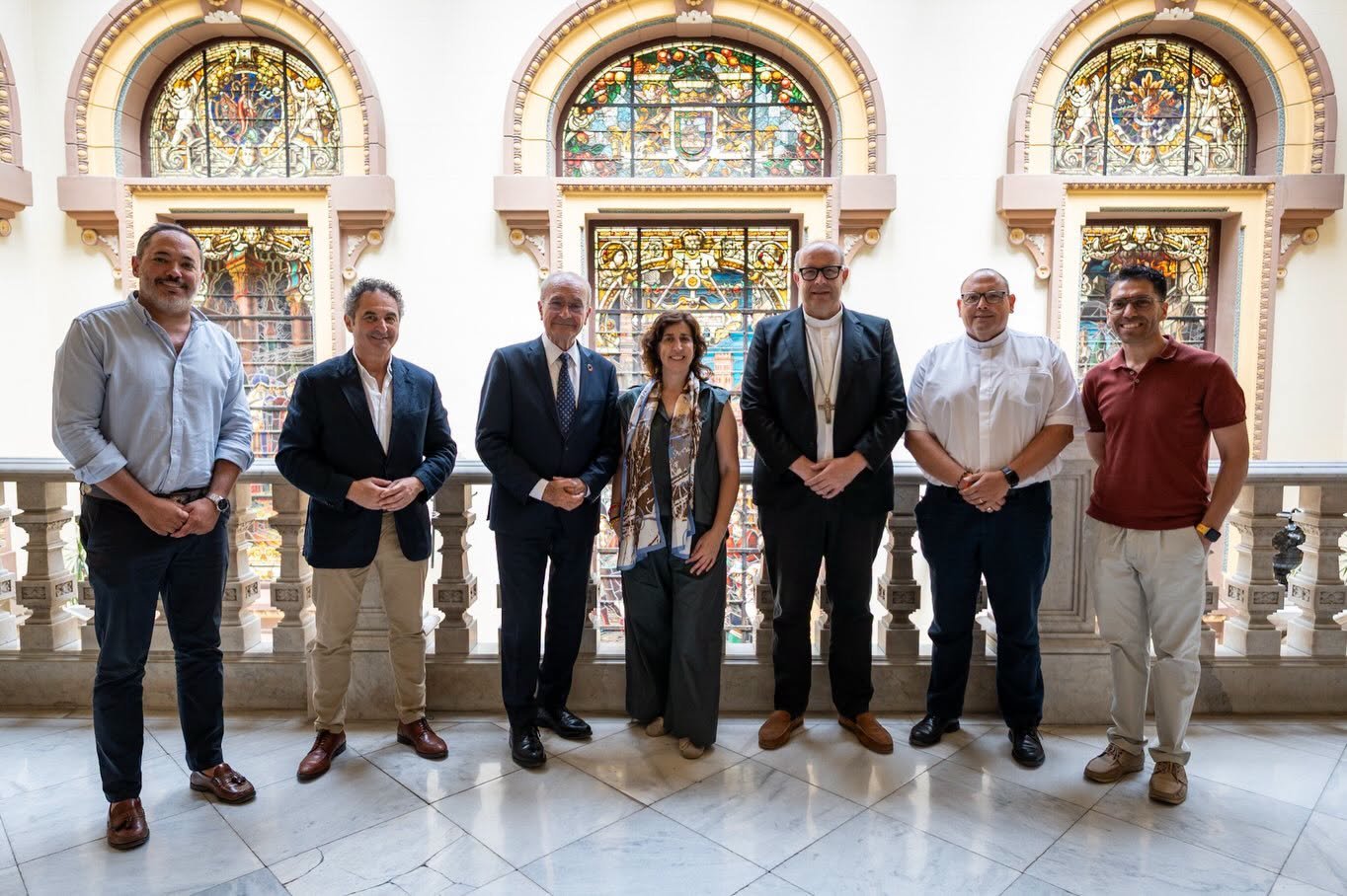 ACG y el Obispo presentan al Alcalde el Encuentro de Laicos