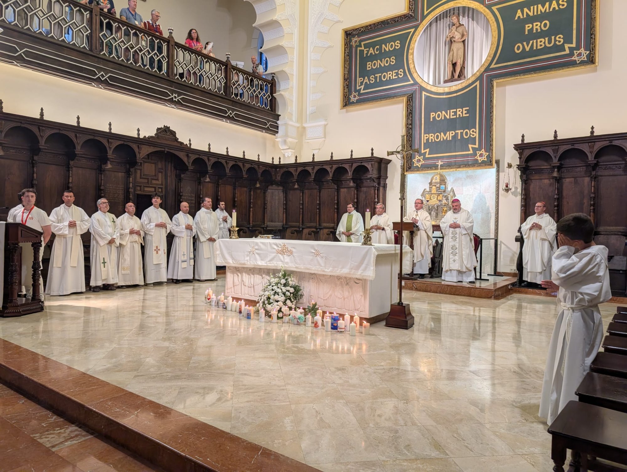 Celebración de la Eucaristía en la Capilla del Seminario