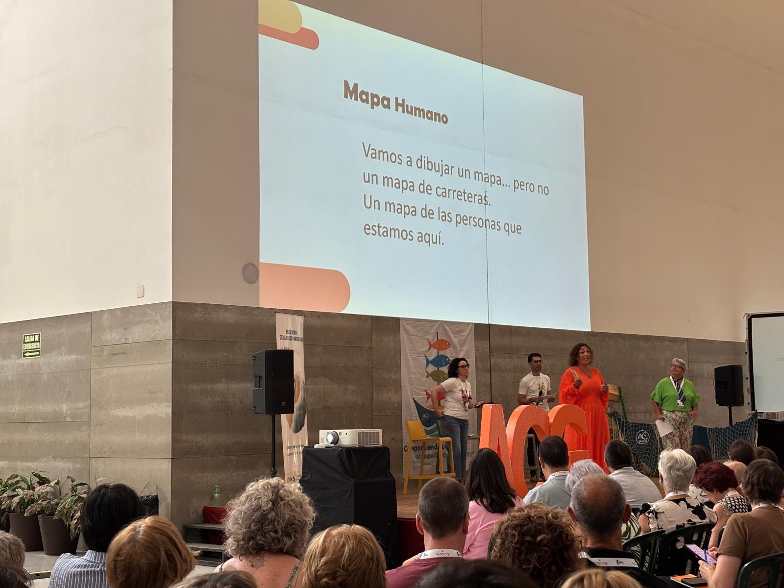 Acompañamiento y compromiso social centran la mañana del sábado en el Encuentro de Laicos