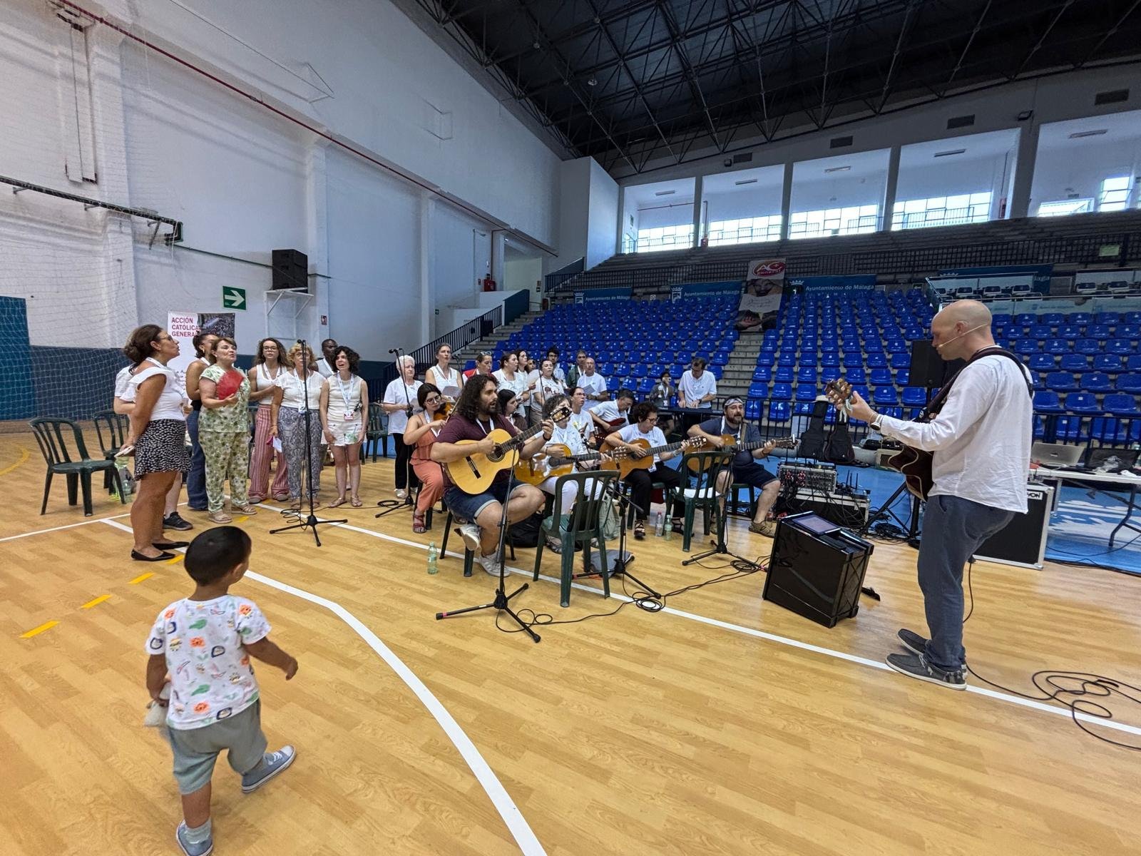 Coro de diversas diócesis organizado para el Encuentro de Laicos de Parroquia