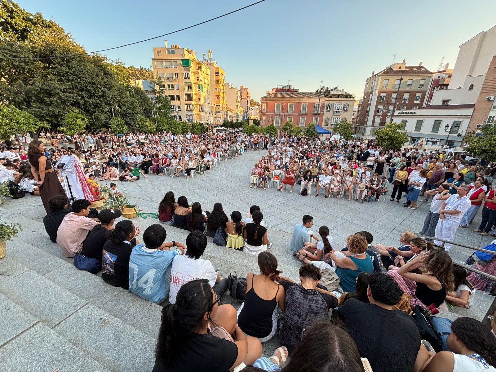 Vigilia de oración en la Plaza de la Victoria