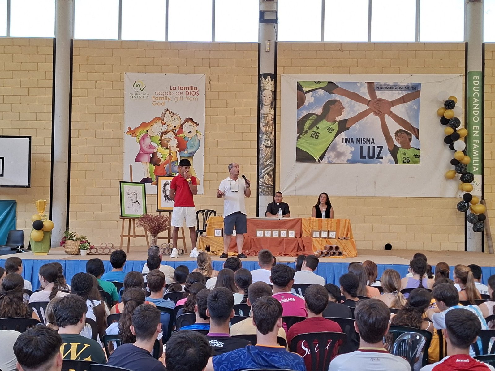 Más de 400 jóvenes participan en el Intermies juvenil