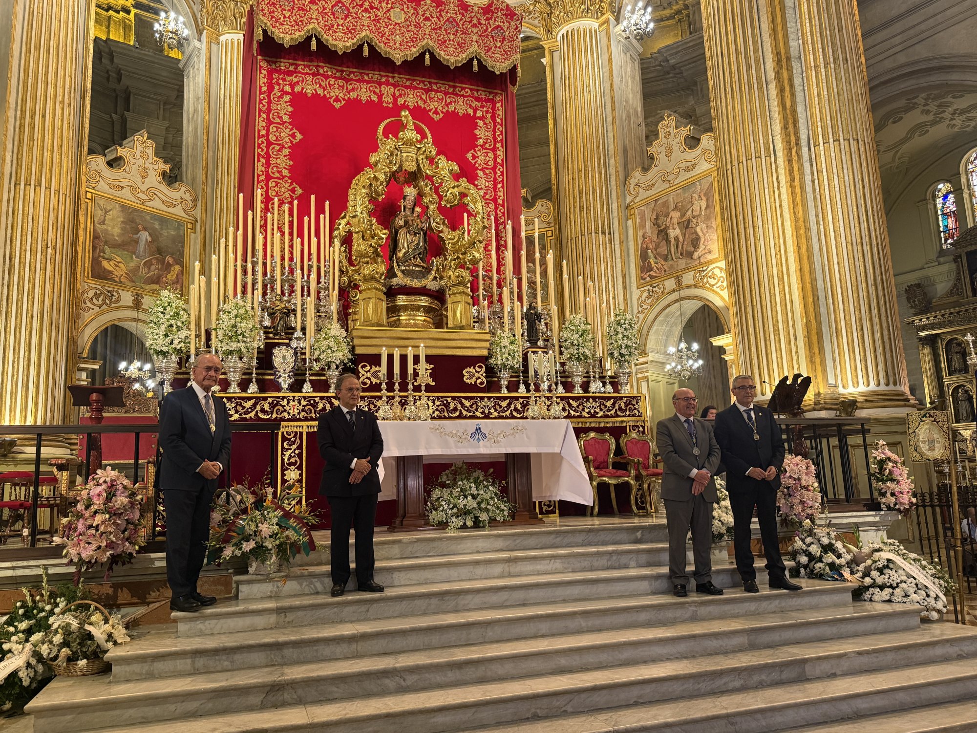 «Humildes, agradecidos y fieles, como María»