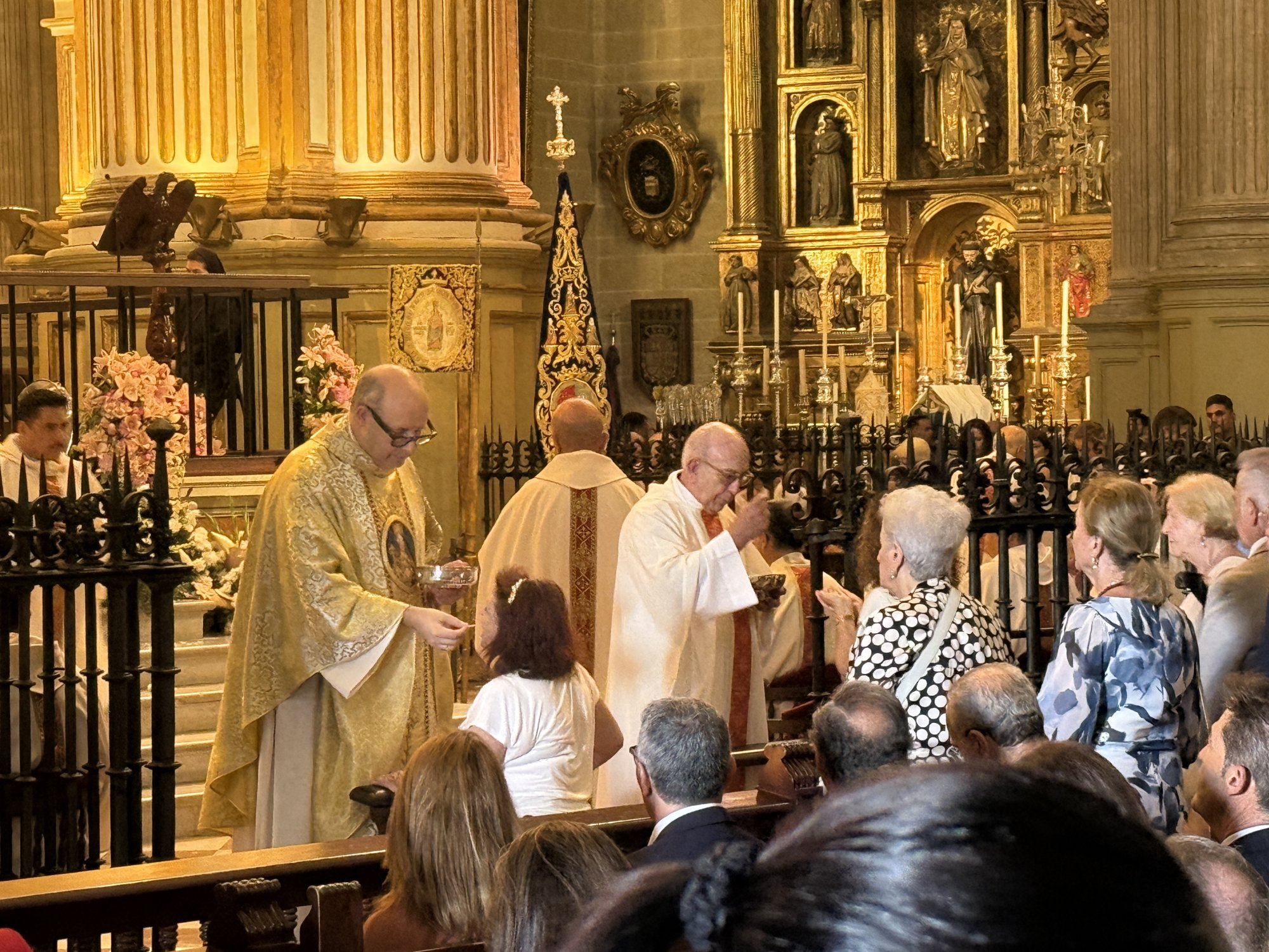 «Humildes, agradecidos y fieles, como María»