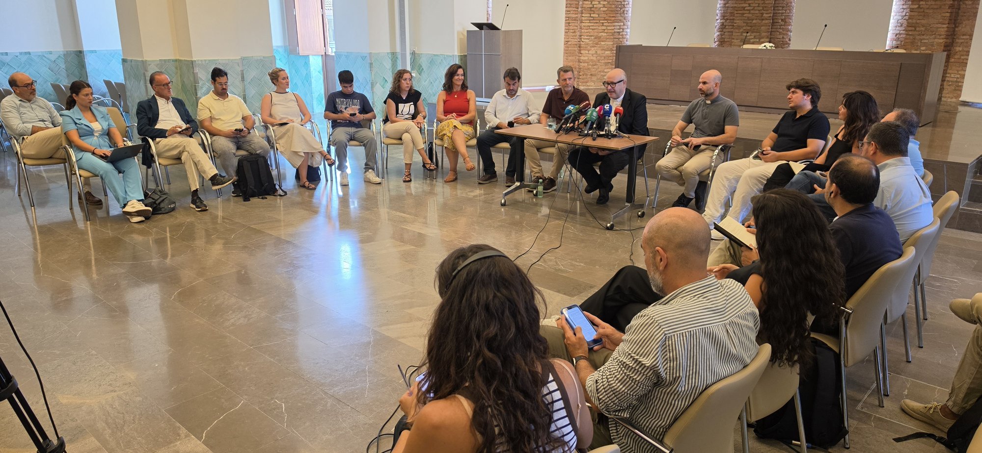 Desayuno informativo con el Obispo con motivo de su primer aniversario en Málaga