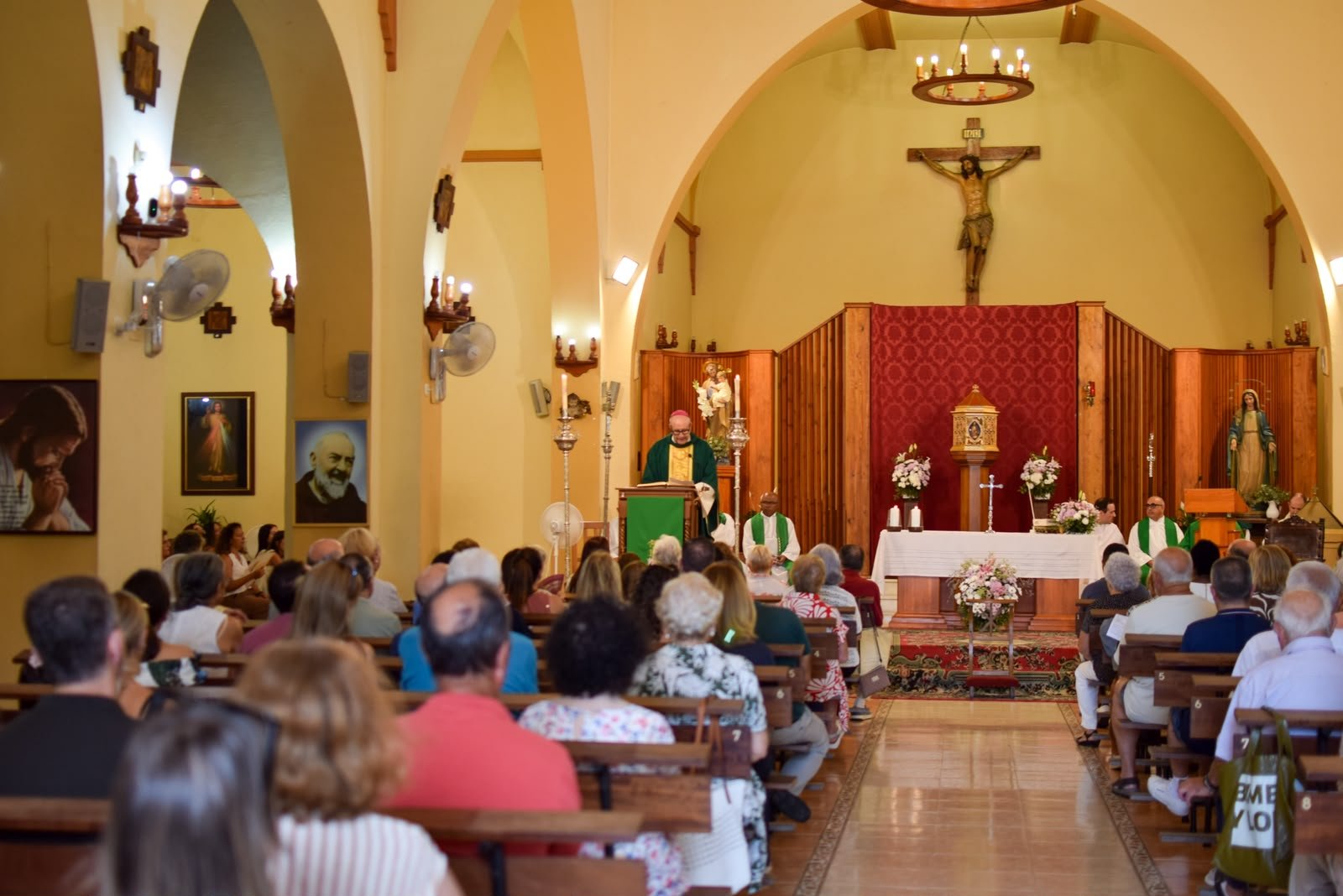 Toma de posesión de Antonio J. Sosa en Santa María Micaela