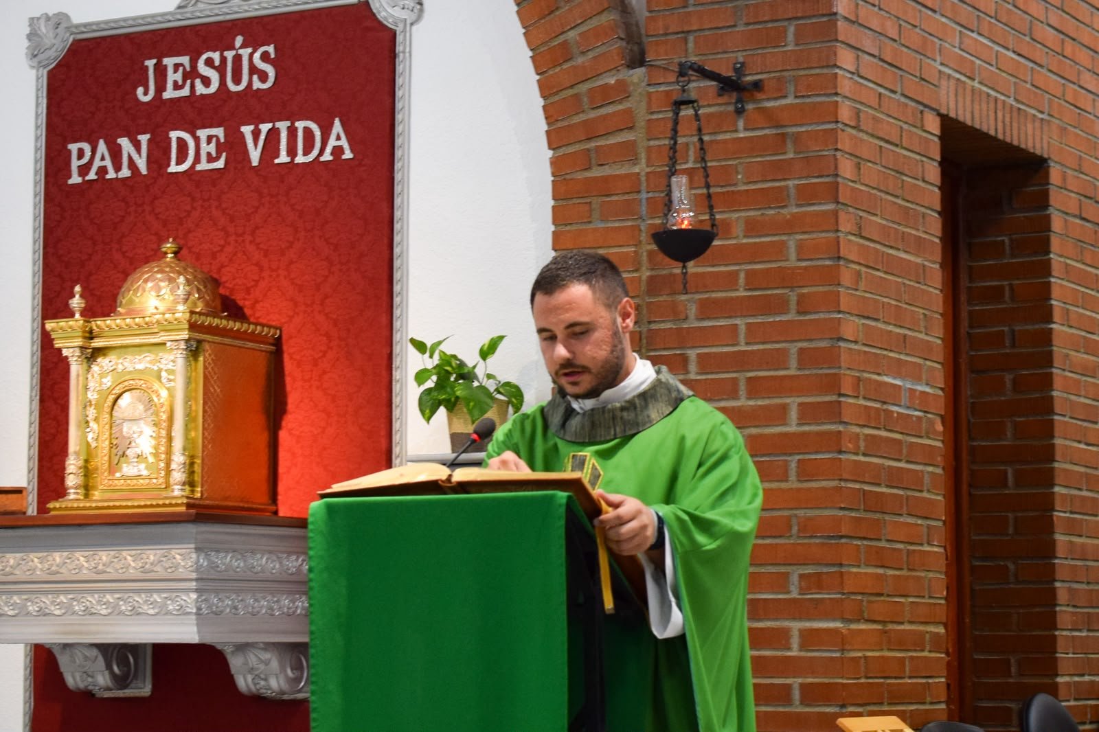Toma de posesión de Daniel Gutiérrez de la parroquia de San Agustín