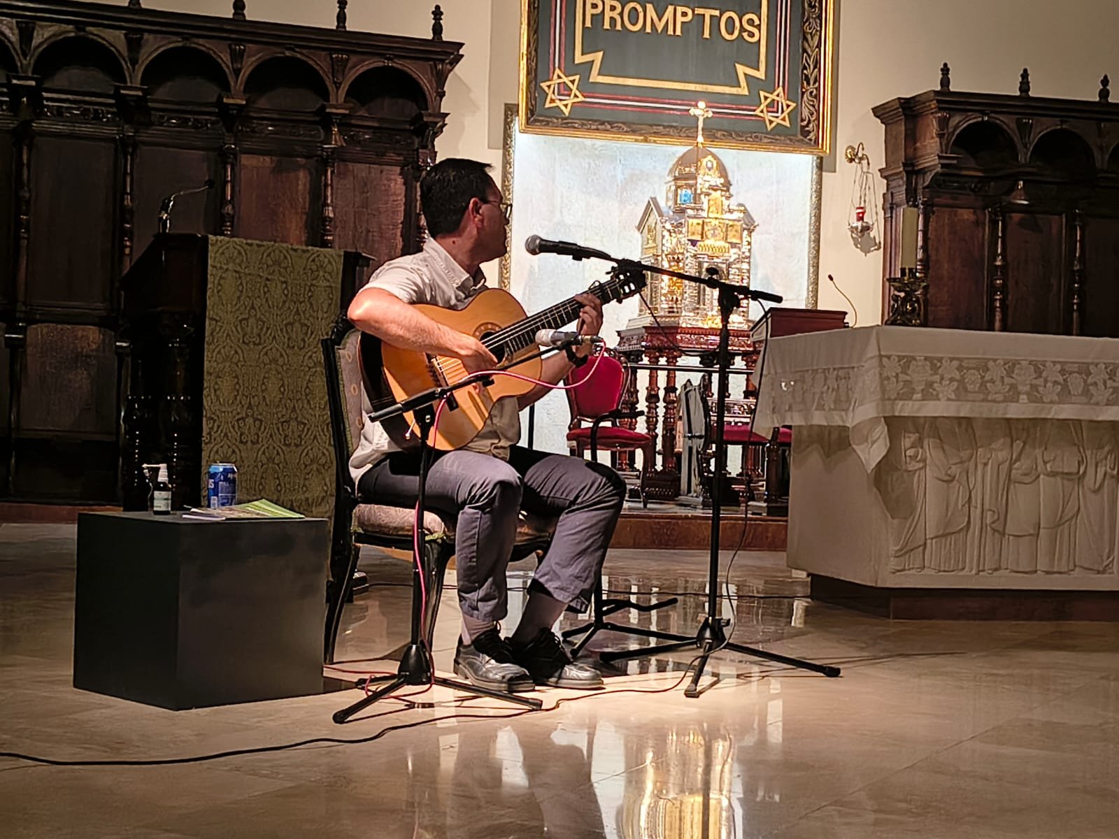 Presentación de "Plegarias" en la Capilla del Buen Pastor