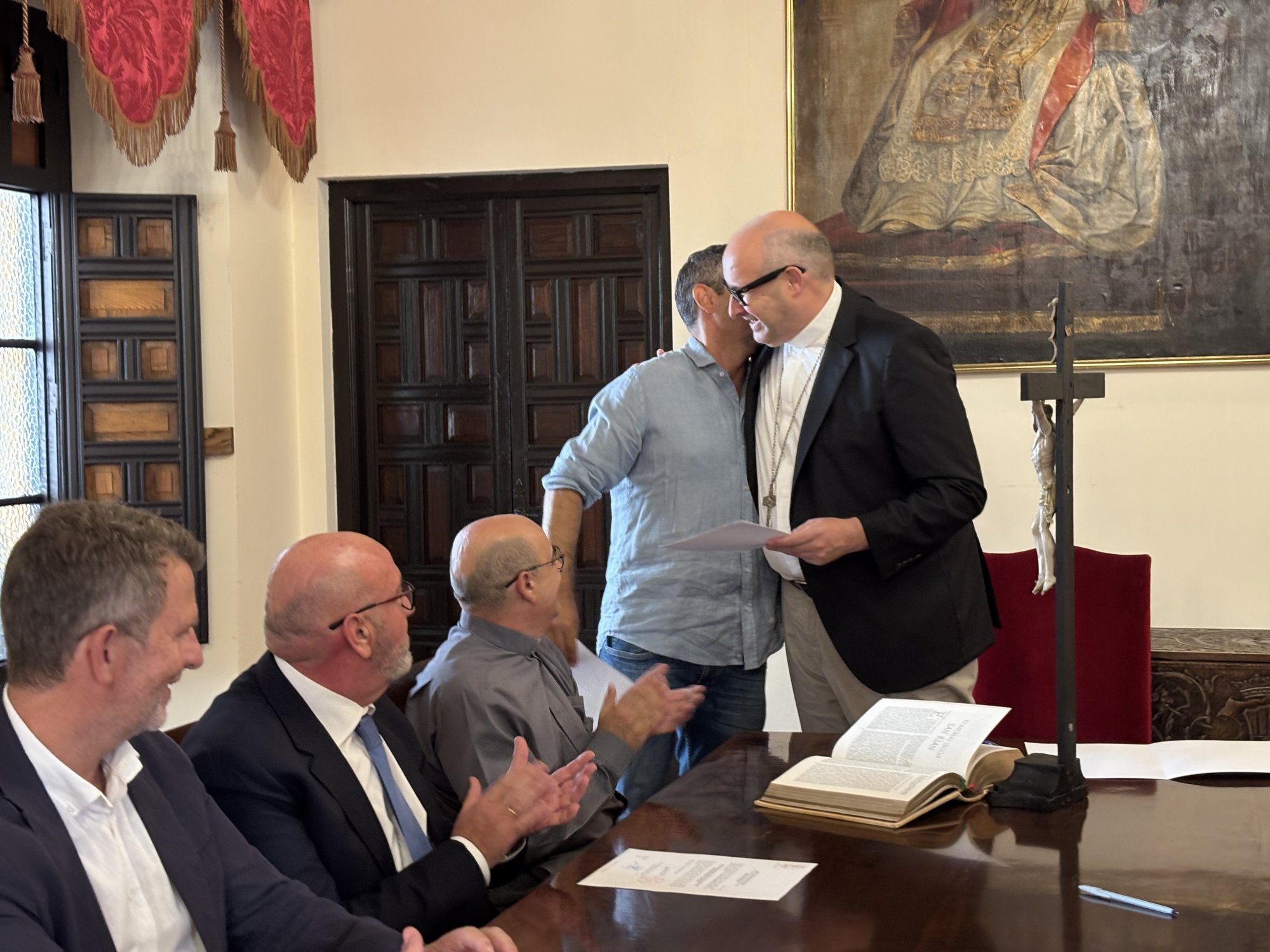 Los nuevos delegados diocesanos firman sus cargos y hacen profesión de fe