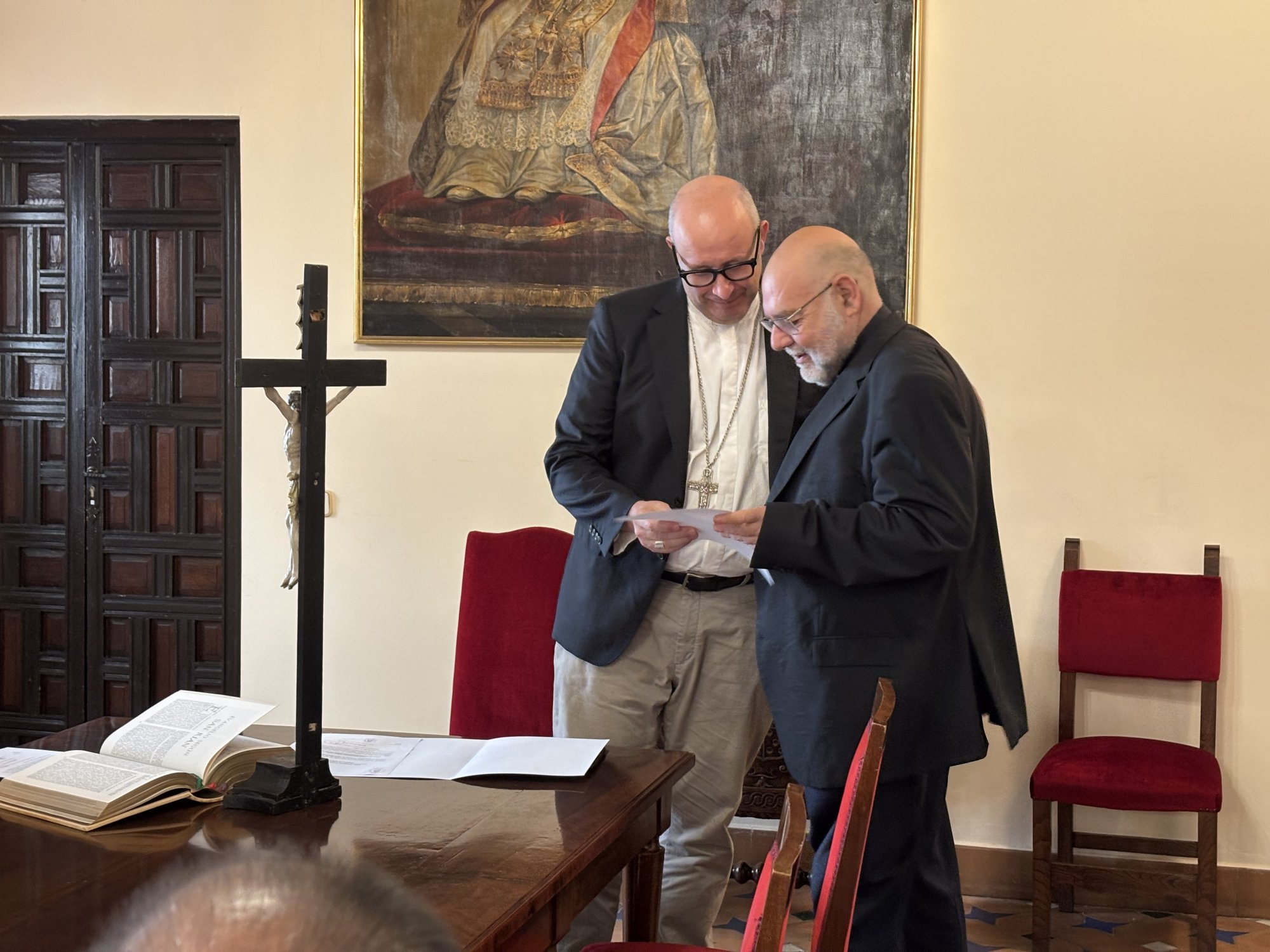 Los nuevos delegados diocesanos firman sus cargos y hacen profesión de fe