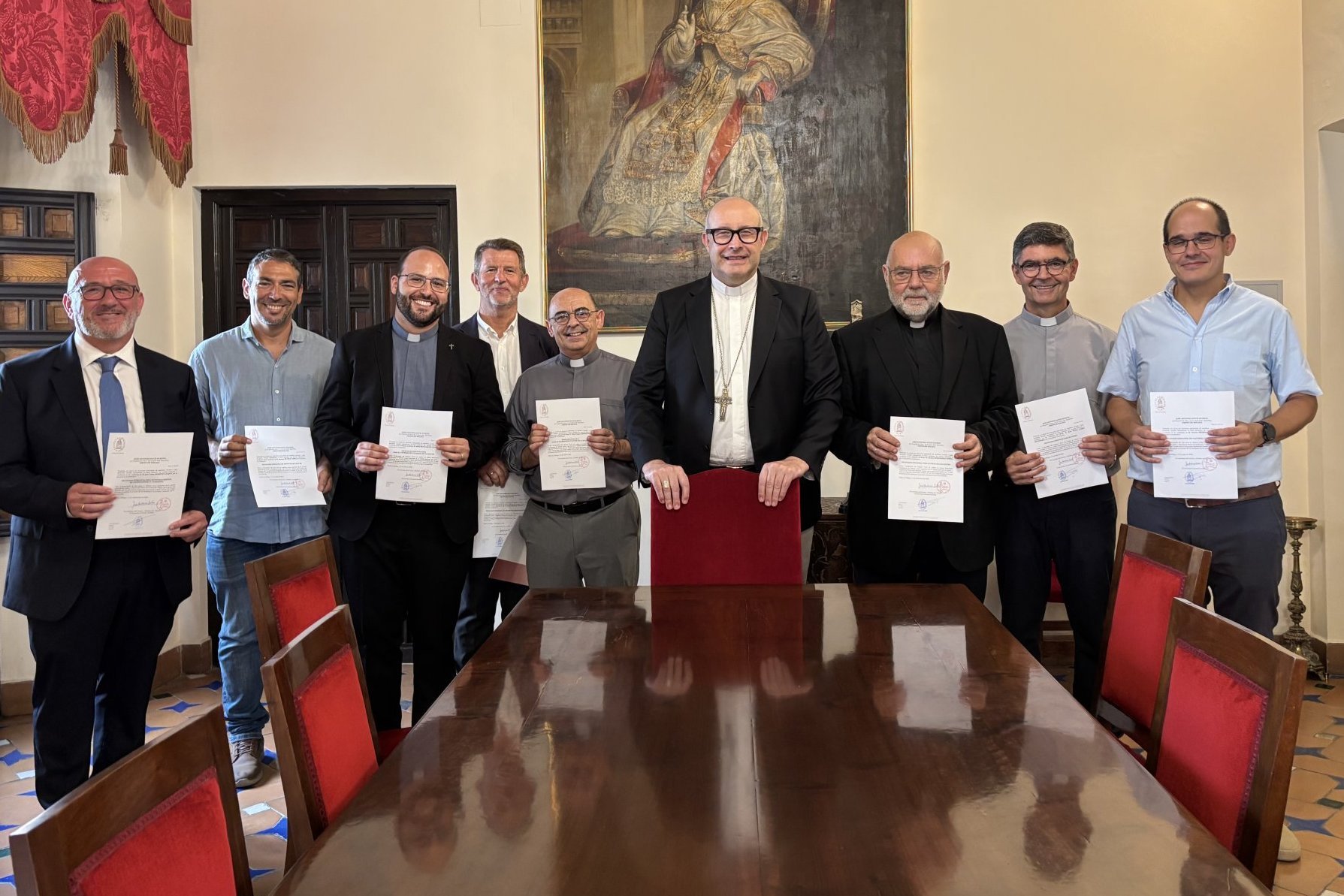 Los nuevos delegados diocesanos firman sus cargos y hacen profesión de fe