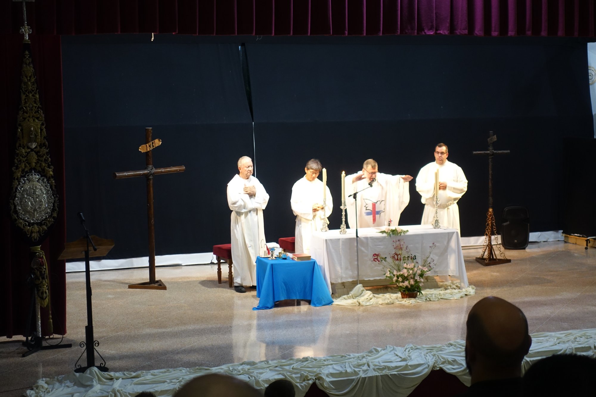 La Iglesia en libertad, junto a los hermanos de la Iglesia en prisión
