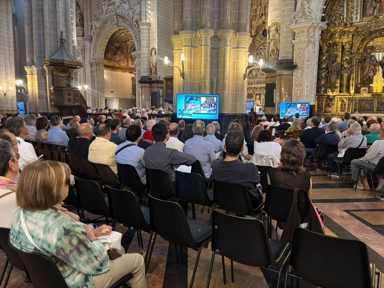 La diócesis de Málaga rema junto a las de Zaragoza y Plasencia