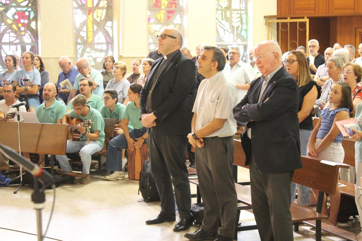 La diócesis de Málaga rema junto a las de Zaragoza y Plasencia
