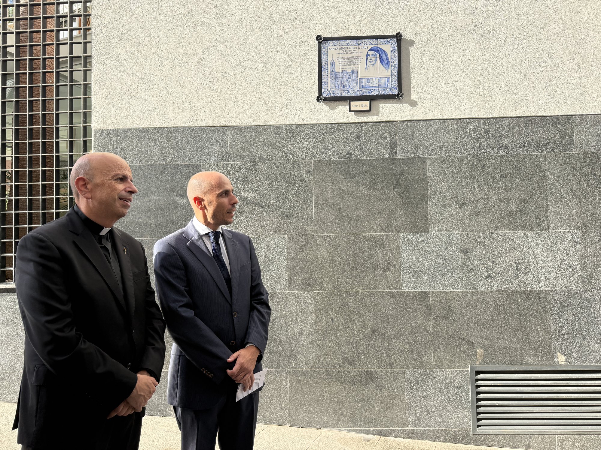 Se inaugura la calle dedicada a santa Ángela de la Cruz