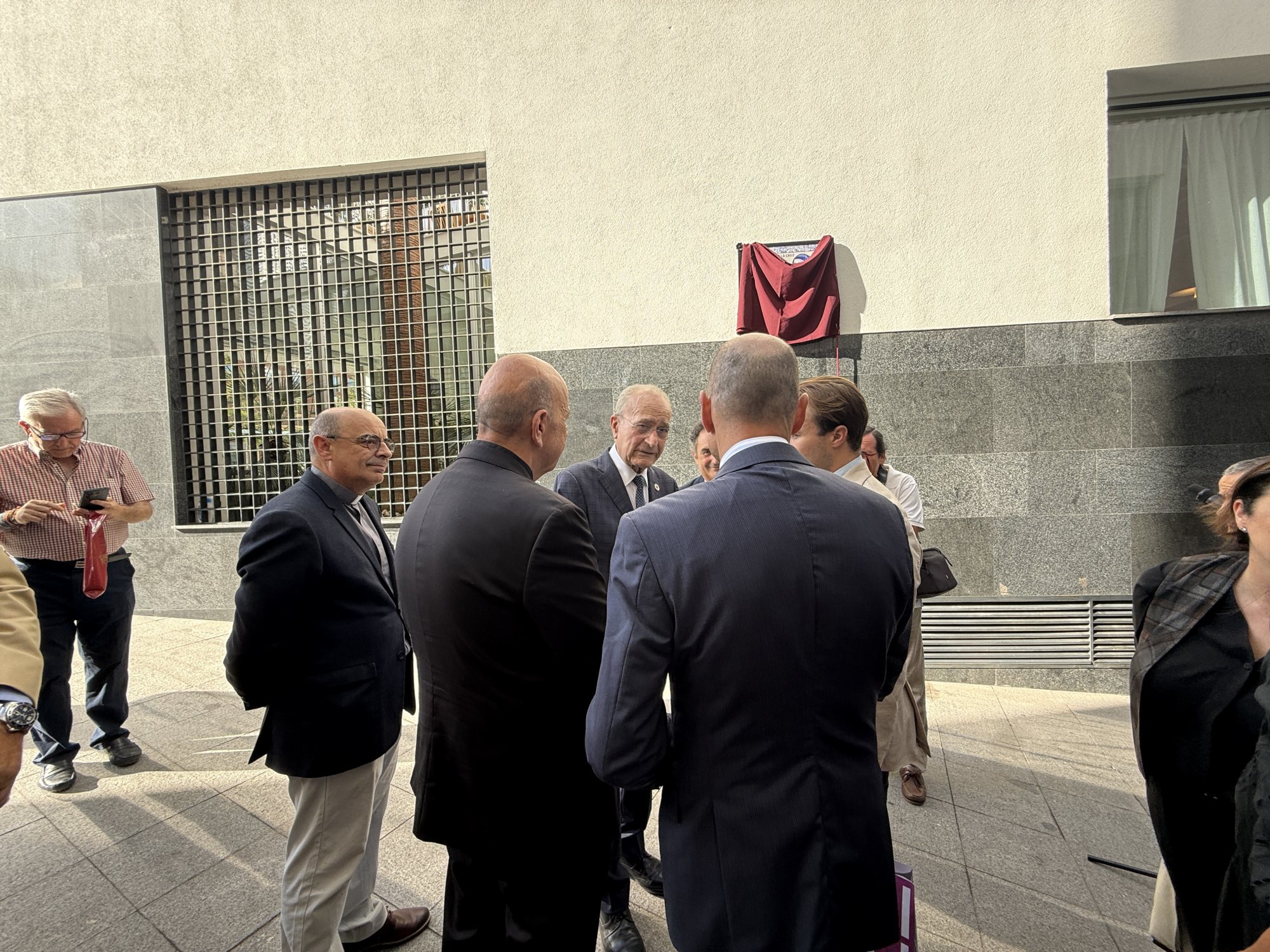 Se inaugura la calle dedicada a santa Ángela de la Cruz