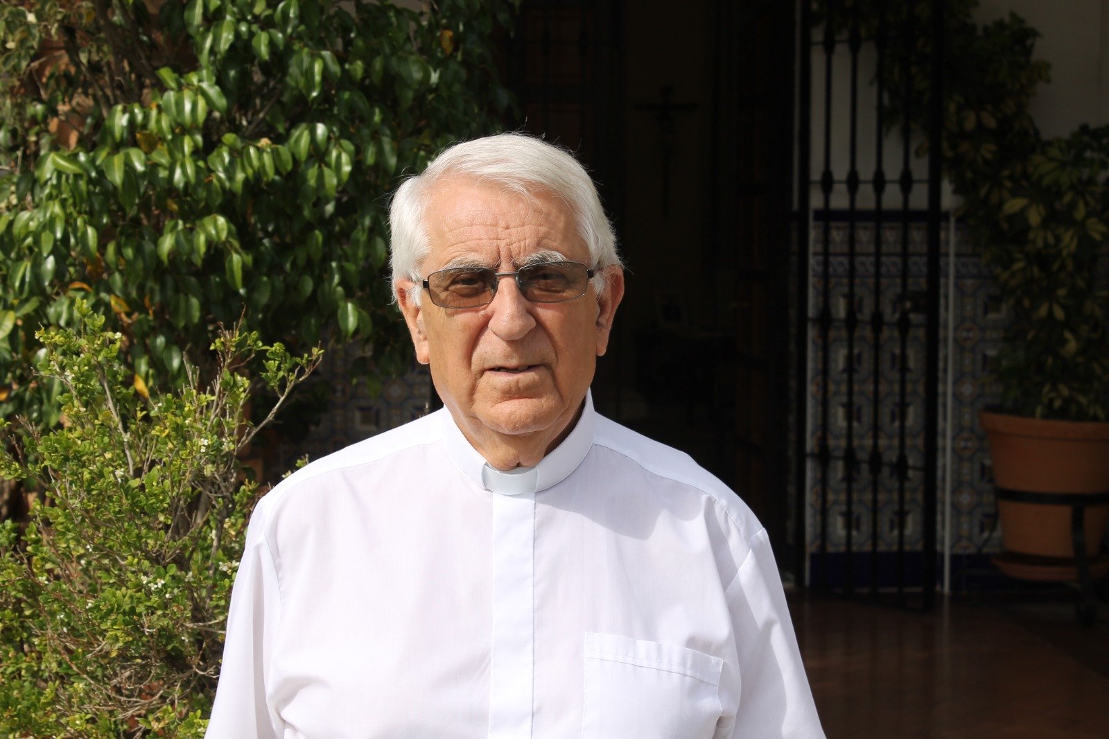 Antonio Aguilera, en representación de los sacerdotes mayores