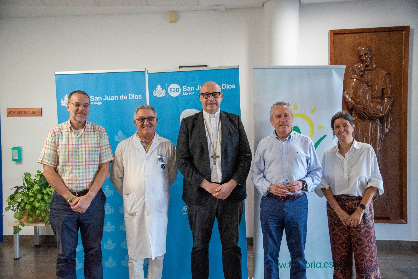 Firma del convenio entre el Centro Asistencial San Juan de Dios y la Fundación Victoria