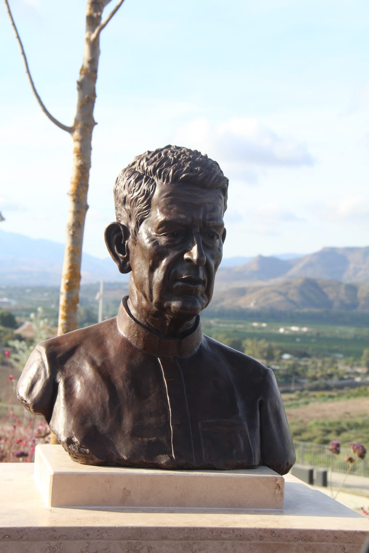 Cártama inaugura un parque urbano sostenible dedicado al sacerdote D. Jesús Pascual