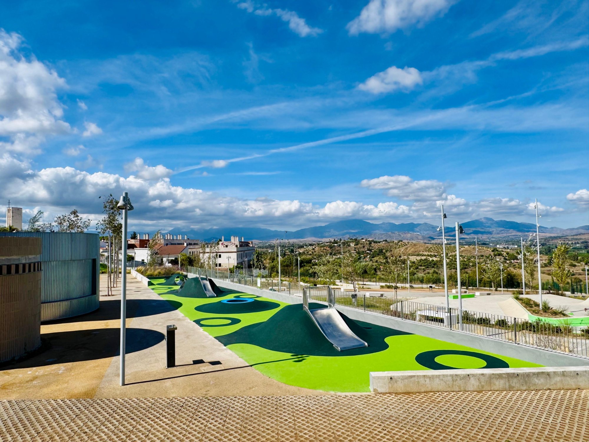 Cártama inaugura un parque urbano sostenible dedicado al sacerdote D. Jesús Pascual