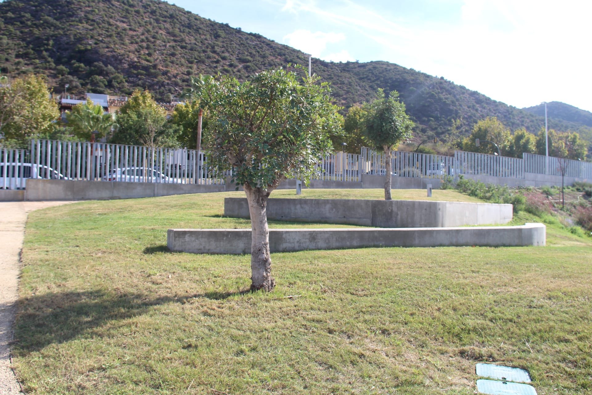 Cártama inaugura un parque urbano sostenible dedicado al sacerdote D. Jesús Pascual