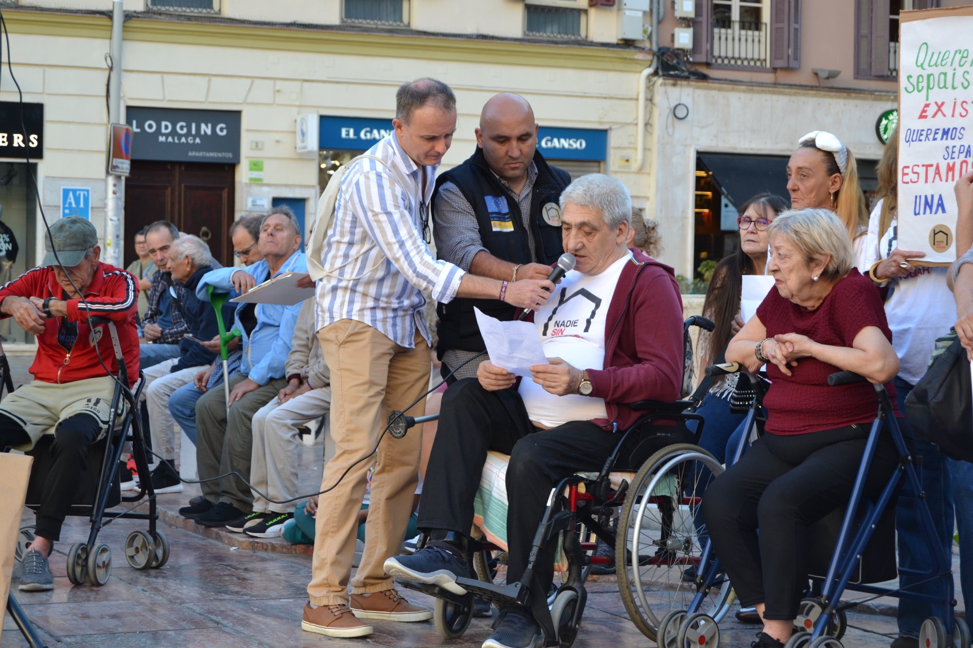 Acto de las Personas Sin Hogar celebrado en la Plaza de la Constitución