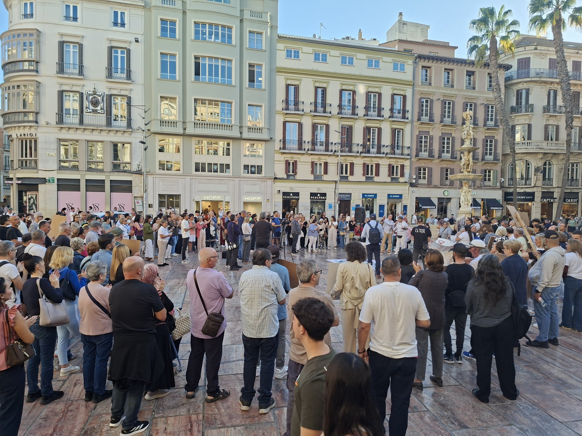 Acto de las Personas Sin Hogar celebrado en la Plaza de la Constitución
