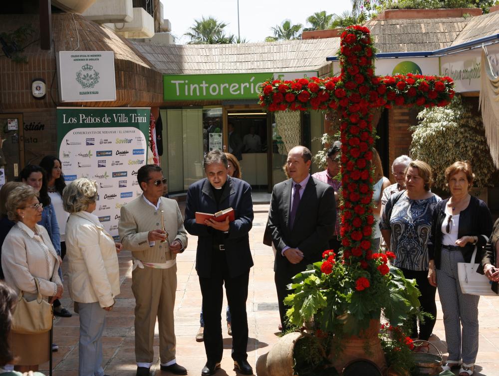 Cruz de Mayo en Paseo de Sancha