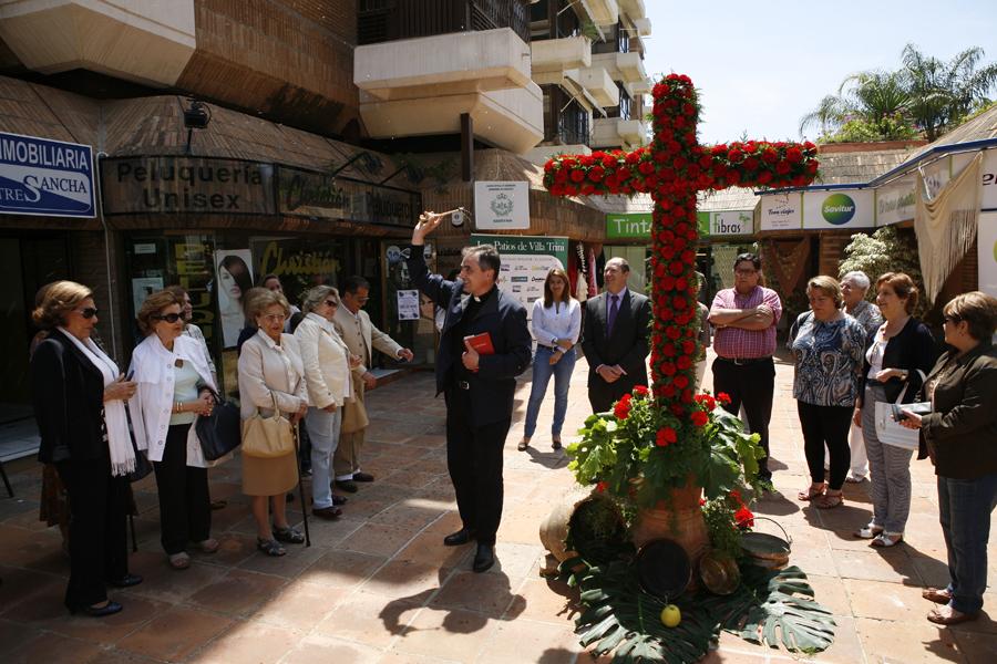 Cruz de Mayo en Paseo de Sancha